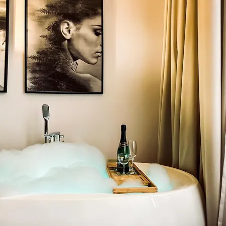 Apartment Premium Jacuzzi For Couples, Old Town Krakau Exterior foto